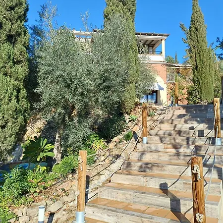 Rural Loft With Pool Views Peaceful Place Near The Center Malaga Exterior photo
