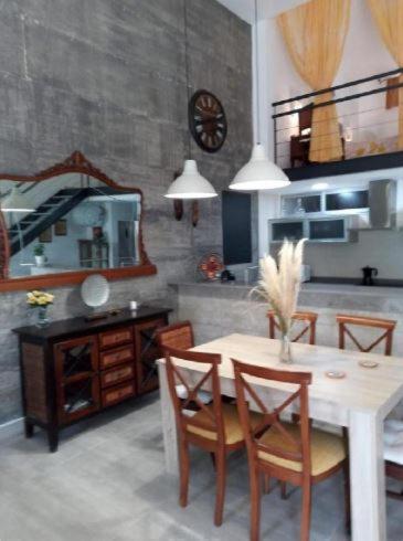 Rural Loft With Pool Views Peaceful Place Near The Center Holiday home Malaga